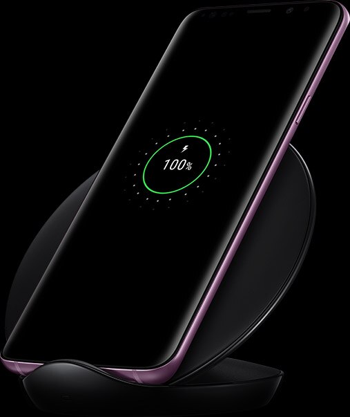 Vezeték nélküli gyorstöltő állvány fekete színben Galaxy S9+ töltővel