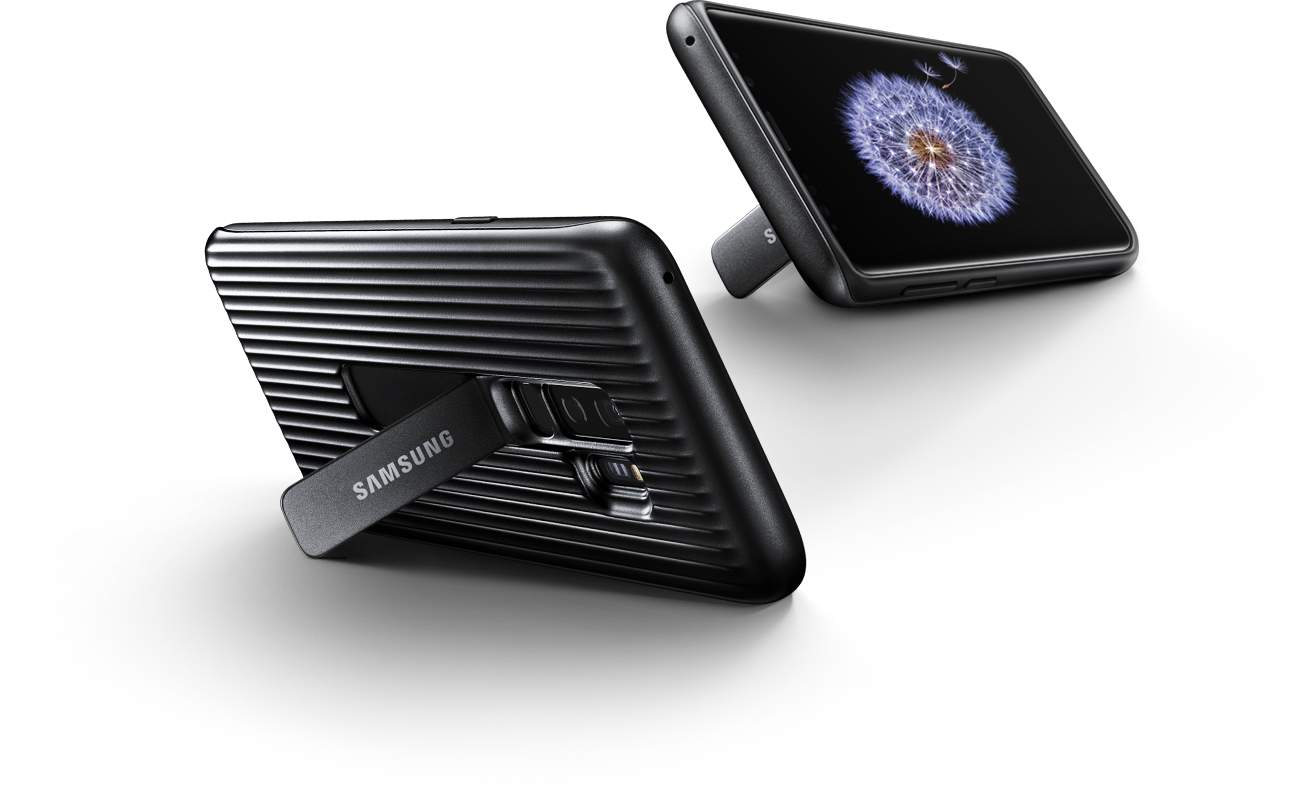 Black: Protective Standing Cover in black