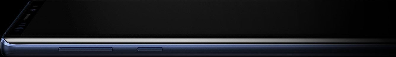 Le Galaxy Note9 posé à plat vu de la gauche, une ligne apparaît à l'écran puis le S Pen suit
