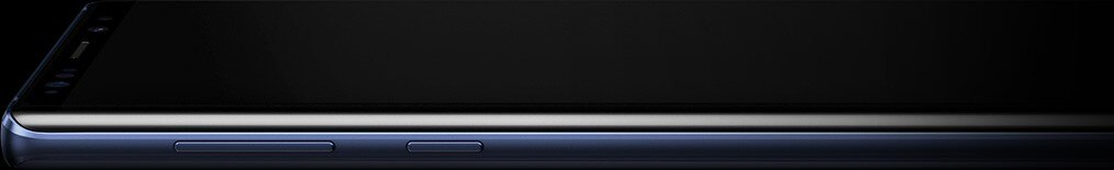 Το Galaxy Note9 όπως φαίνεται ξαπλωμένο από τα αριστερά, μια γραμμή εμφανίζεται στην οθόνη και ακολουθεί το S Pen
