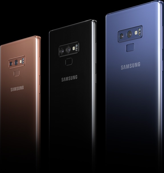 Galaxy Note9 seen from the rear at a three-quarter angle, showing the different colour choices.