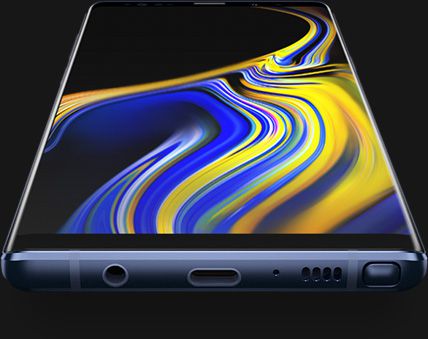 Galaxy Note9 at angle, seen from the bottom, with a matching wallpaper onscreen