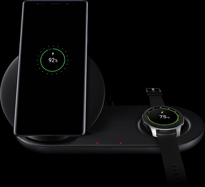 Galaxy Note9 and Galaxy Watch on Wireless Charger Duo, with charging UI seen on both device screens